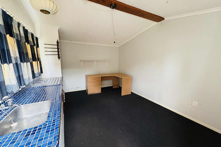 Photo of property in 26 Stephens Crescent, Highbury, Palmerston North, 4412