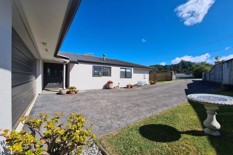 Photo of property in 20 Pagitt Street, Coromandel, 3506