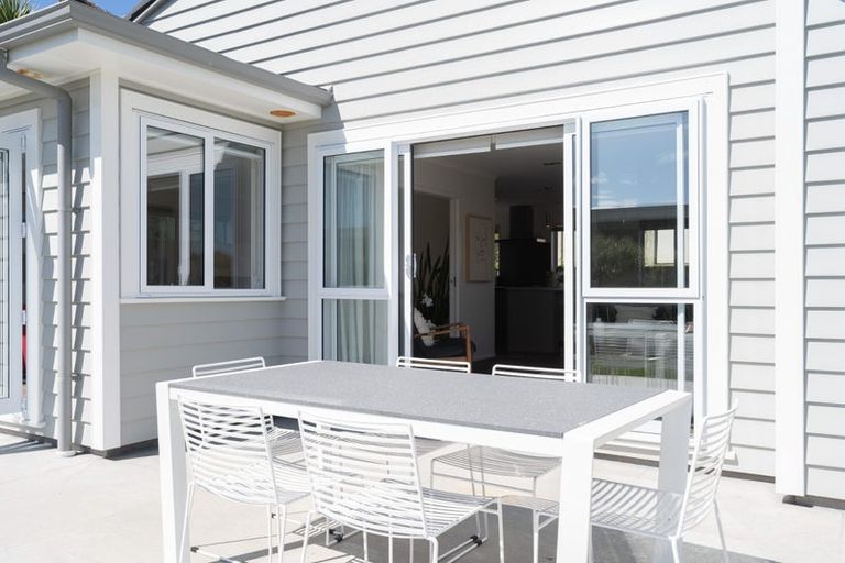 Photo of property in 64 Woodridge Drive, Woodridge, Wellington, 6037