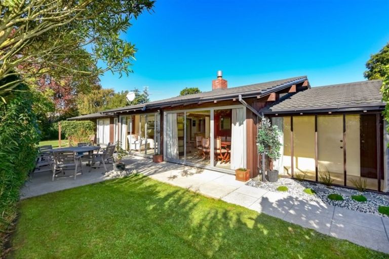 Photo of property in 33 Lynfield Avenue, Ilam, Christchurch, 8041