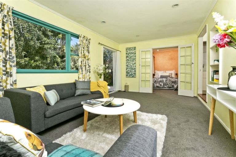 Photo of property in 1/40 Nile Road, Milford, Auckland, 0620