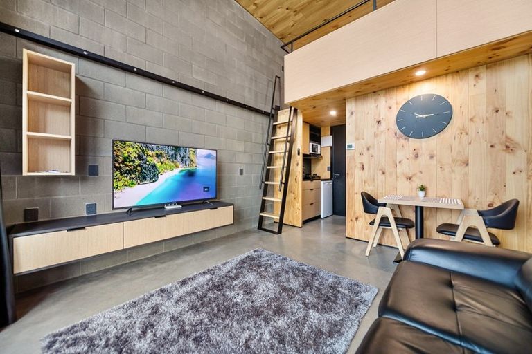 Photo of property in 10/66 Marina Drive, Frankton, Queenstown, 9300