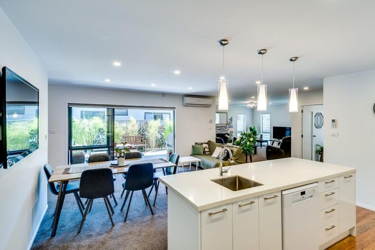 Photo of property in 12 Waitaki Way, Poraiti, Napier, 4112