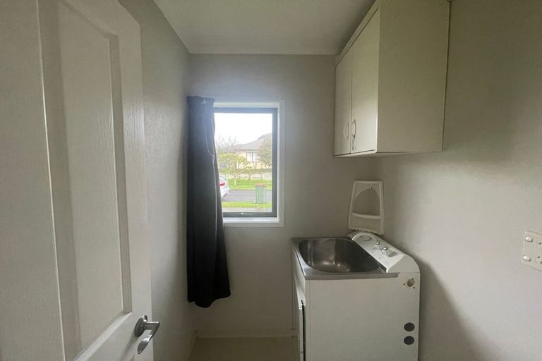 Photo of property in 3 Andrusha Place, Flat Bush, Auckland, 2019