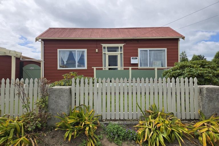 Photo of property in 96 Eddystone Street, Kaitangata, 9210