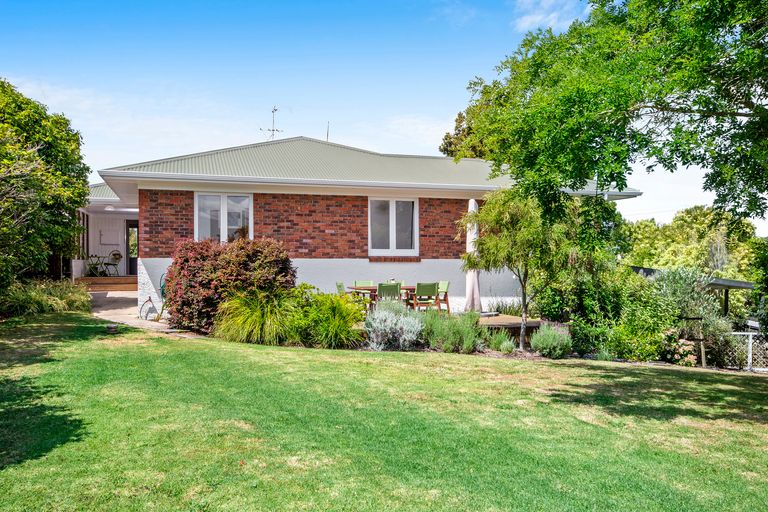 Photo of property in 15 Pacific Street, Waiuku, 2123