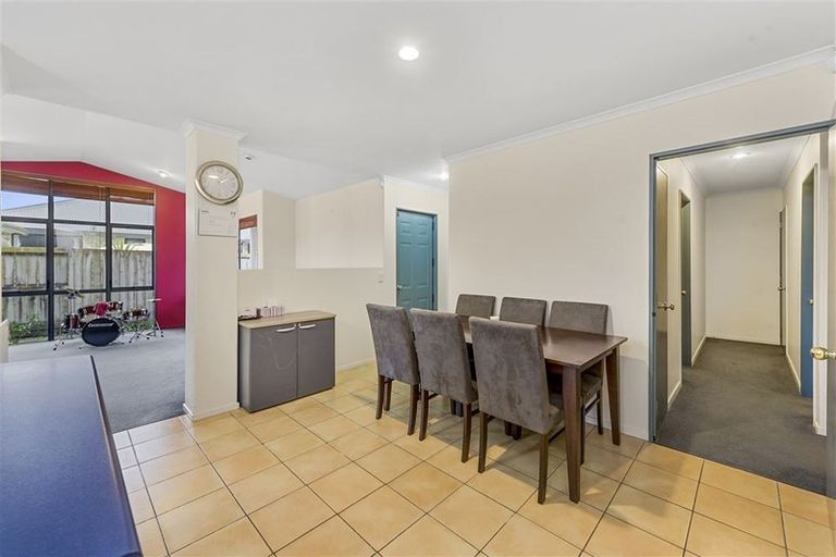 Photo of property in 10 Aldona Place, Fairview Downs, Hamilton, 3214