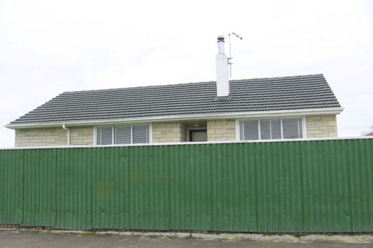 Photo of property in 1 Haversham Street, Highbury, Palmerston North, 4412