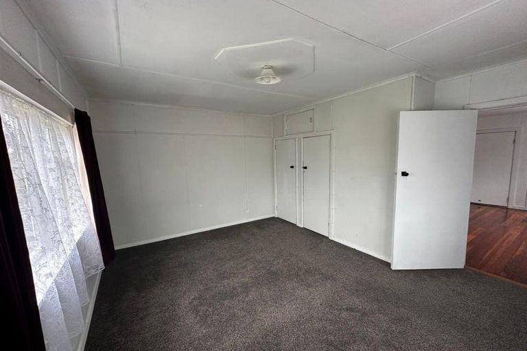 Photo of property in 39 Waerenga Road, Otaki, 5512