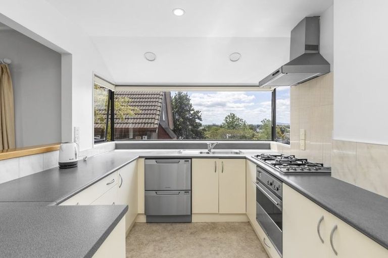 Photo of property in 144 Clarence Street, Hamilton Lake, Hamilton, 3204