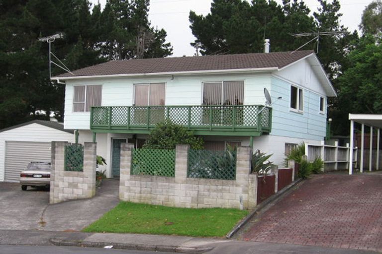 Photo of property in 37 Vina Place, Massey, Auckland, 0614