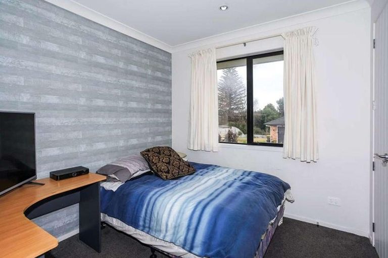 Photo of property in 59 Lough Bourne Drive, Pukekohe, 2120