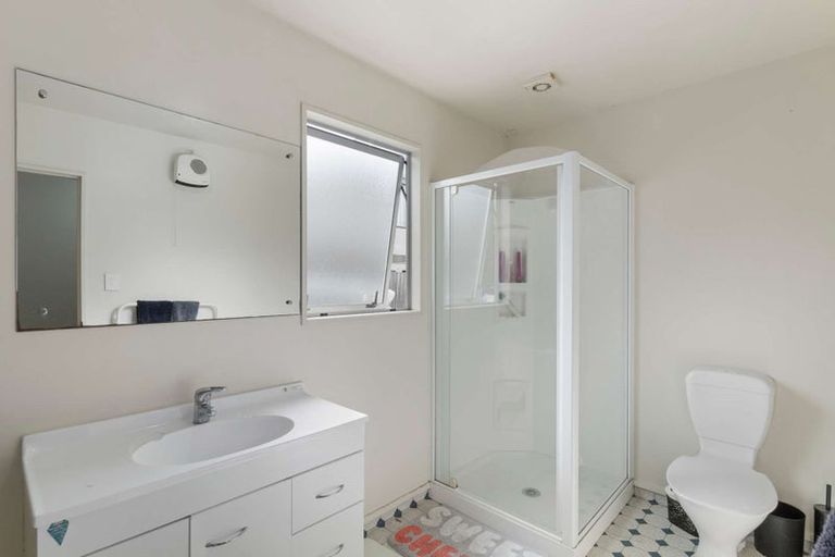 Photo of property in 108b Elizabeth Street, Riccarton, Christchurch, 8041