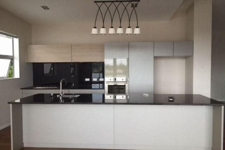 Photo of property in Wilk Heights, 11/8 Wilk Lane, Browns Bay, Auckland, 0630