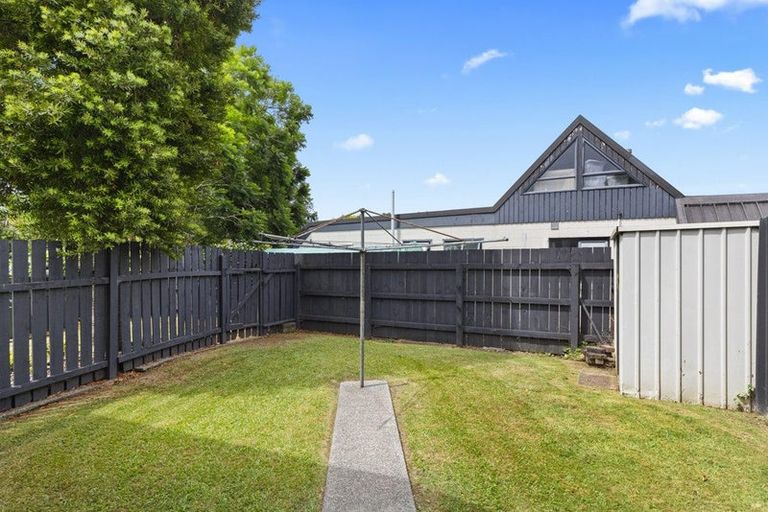 Photo of property in 1b Cherry Place, Waiuku, 2123