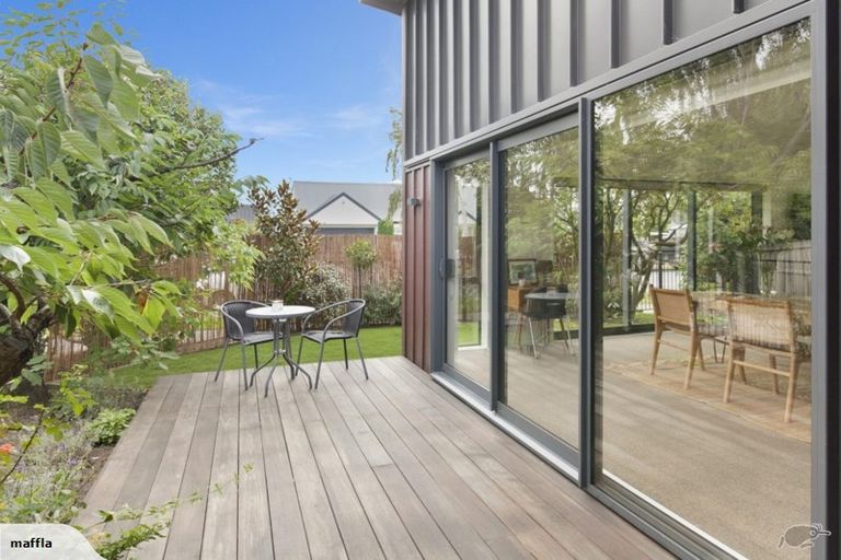 Photo of property in 92 Rugby Street, Awapuni, Palmerston North, 4412