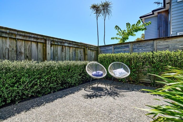 Photo of property in 3 Rose Way, Hutt Central, Lower Hutt, 5011