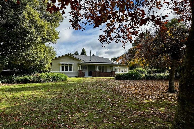 Photo of property in 2204 Cheltenham Hunterville Road, Beaconsfield, Feilding, 4779