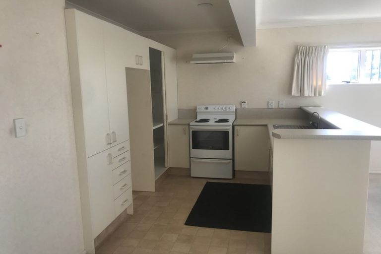 Photo of property in 4/28 Third Avenue, Tauranga, 3110