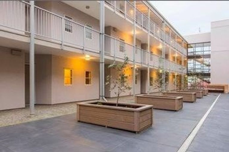 Photo of property in Luxford Villas, 302/72 Herald Street, Berhampore, Wellington, 6023