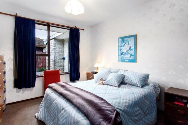 Photo of property in 1/37 Karnak Crescent, Russley, Christchurch, 8042