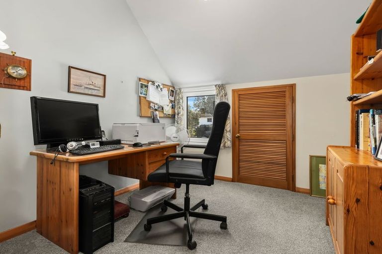 Photo of property in 2 Byrd Street, Levin, 5510