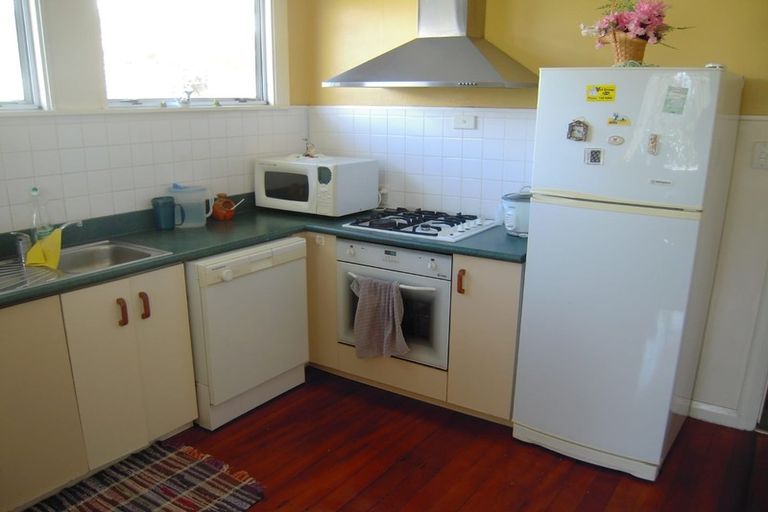 Photo of property in 34 Tokomaru Street, Welbourn, New Plymouth, 4312