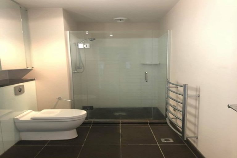 Photo of property in Summit Apartments, 7/184 Molesworth Street, Thorndon, Wellington, 6011