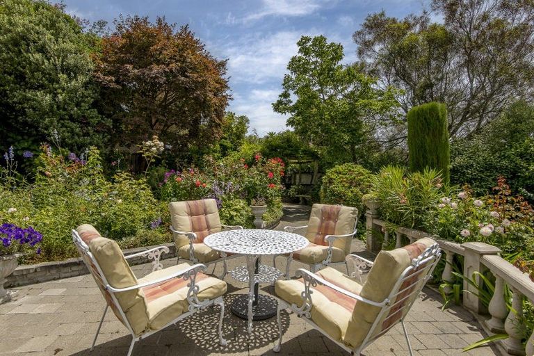 Photo of property in 22 Sedgwick Way, Westmorland, Christchurch, 8025