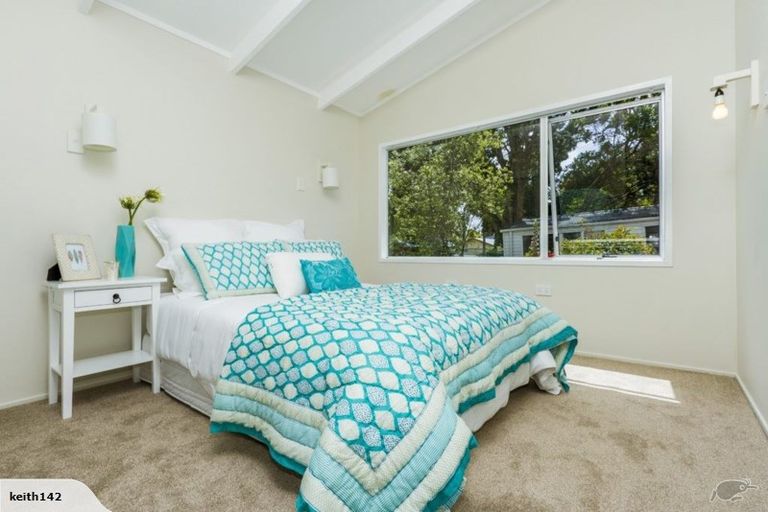 Photo of property in 8 Dakota Avenue, Beach Haven, Auckland, 0626