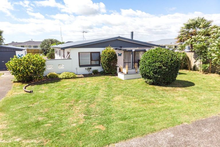 Photo of property in 50 Mahana Road, Ngatea, 3503