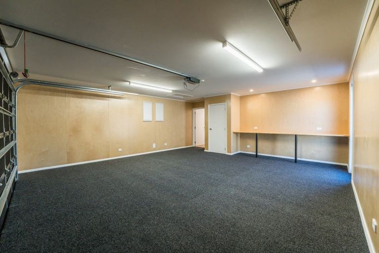 Photo of property in 3 Louden Place, Wakefield, 7025