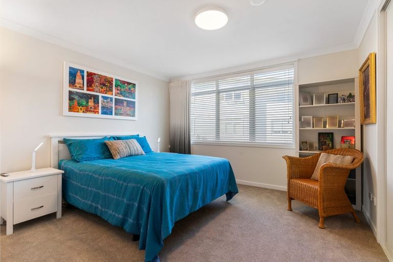 Photo of property in 77 Parkside Drive, Orewa, 0931