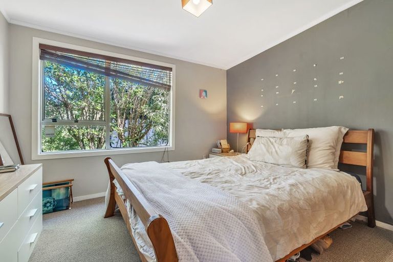 Photo of property in 19 Maraetai Place, Port Waikato, Tuakau, 2695