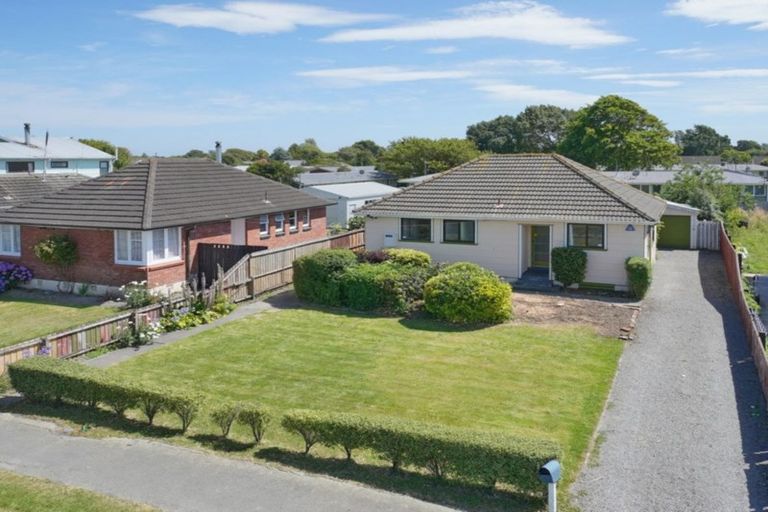 Photo of property in 43 Dunarnan Street, Avonside, Christchurch, 8061