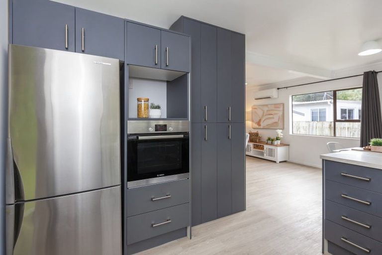 Photo of property in 13 Forest Road, Raumati South, Paraparaumu, 5032