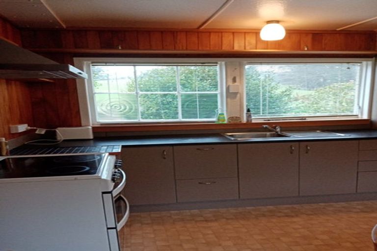 Photo of property in 47 Anzac Road, Waitakere, Auckland, 0816