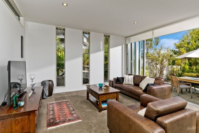 Photo of property in 54a Penzance Road, Mairangi Bay, Auckland, 0630