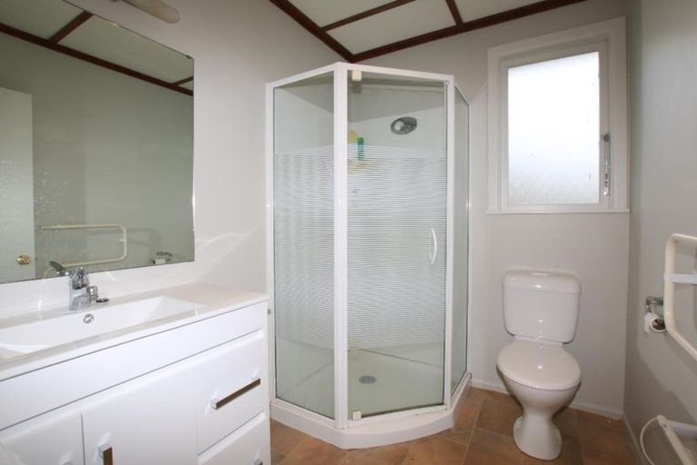 Photo of property in 3 Derwent Crescent, Titirangi, Auckland, 0604