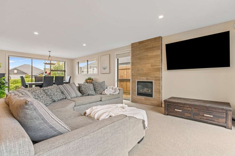 Photo of property in 24 Stevenson Drive, Papamoa, 3118