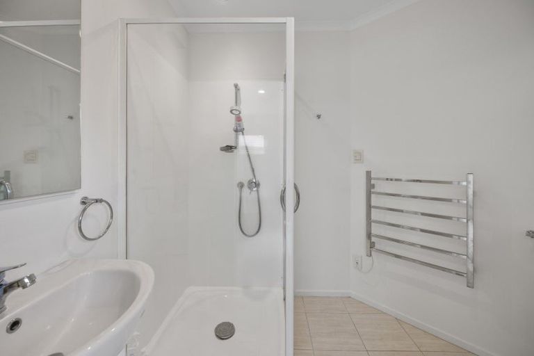 Photo of property in 219 Frimley Oaks, Frimley, Hastings, 4120