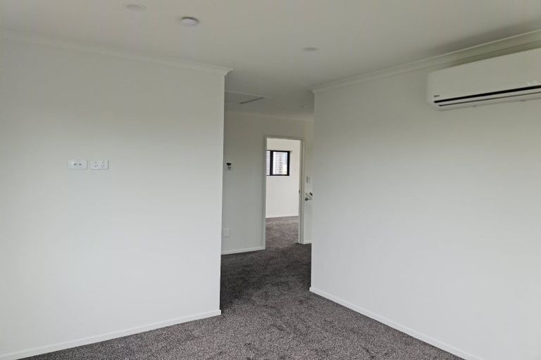 Photo of property in 63a Hillcrest Road, Papatoetoe, Auckland, 2025