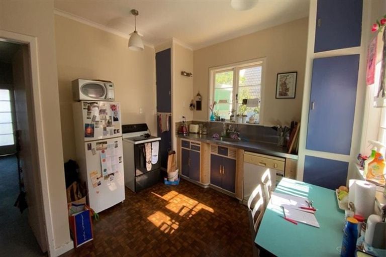 Photo of property in 20 Toi Street, Otaki Beach, Otaki, 5512