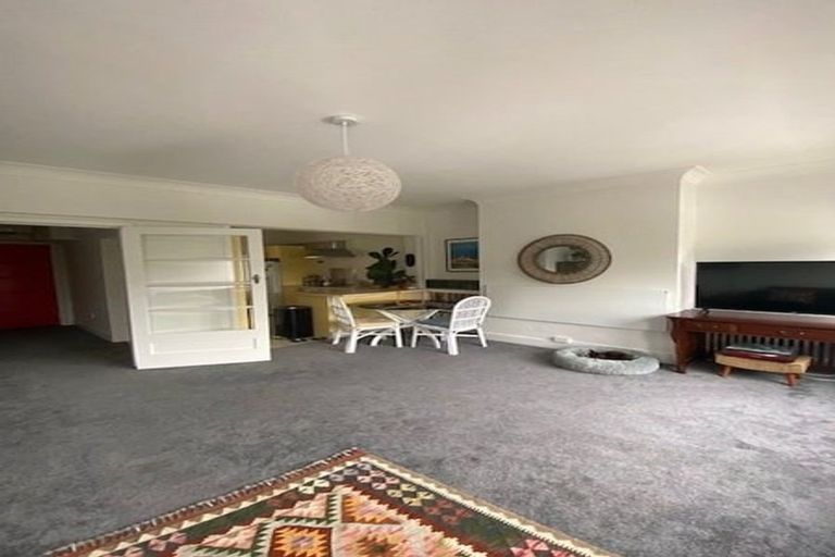 Photo of property in Samoa High Commission, 4/1 Wesley Road, Kelburn, Wellington, 6012