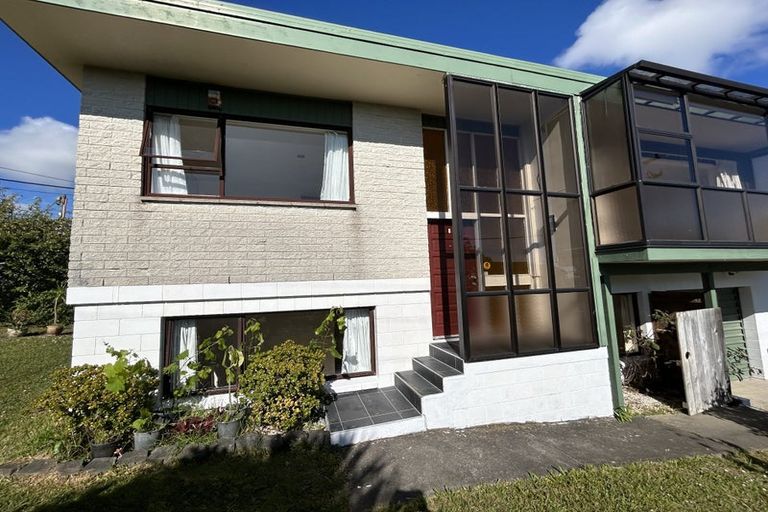 Photo of property in 1/49 Galaxy Drive, Mairangi Bay, Auckland, 0630