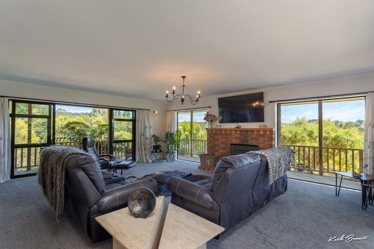 Photo of property in 243 Katherine Mansfield Drive, Whitemans Valley, Upper Hutt, 5371