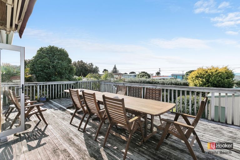Photo of property in 21 Snell Crescent, Waihi Beach, 3611