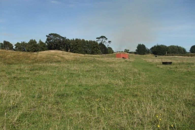 Photo of property in 947 Koputaroa Road, Koputaroa, Levin, 5575