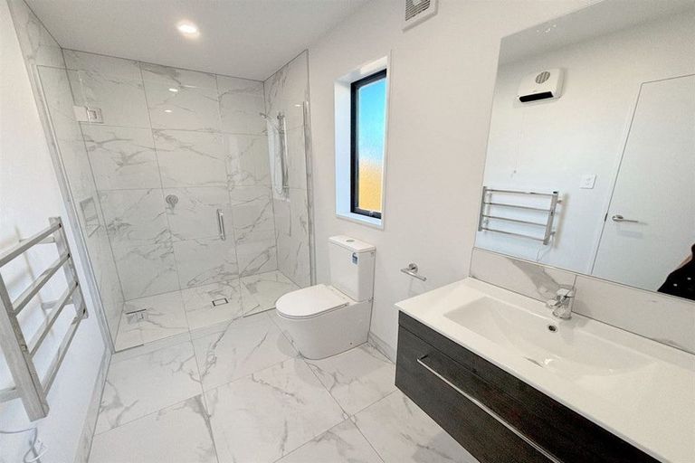 Photo of property in 22 Crossley Avenue, Woodend, 7610