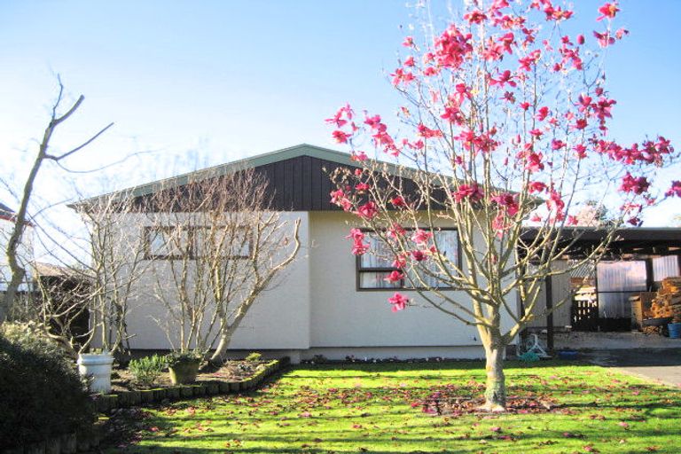 Photo of property in 4 Ayto Way, Havelock North, 4130